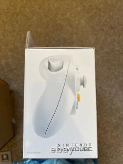 BRAND NEW NINTENDO Official Boxed Nintendo GameCube Controller WHITE RARE