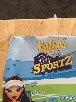 Bratz play sportz phoebe and cloe tennis boxed! Rare