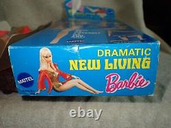 Dramatic New Living Barbie Doll 1116 1969 New In Box Vintage RARE