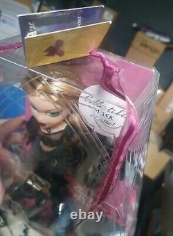 Extremely RARE Bratz Midnight Dance Fianna Doll New In Box (Sealed) HTF