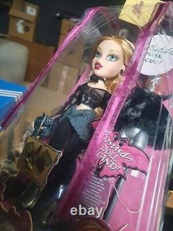 Extremely RARE Bratz Midnight Dance Fianna Doll New In Box (Sealed) HTF