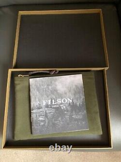 Filson Rare Mens Boxed Unused Leather Pouch 24 x 17 cms
