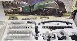 Hornby R1136 Yorkshire Pullman Train Set Rare Limited Edition New Boxed Oo Gauge