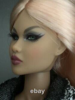 IT FR Colette IT Girl Magic New Dressed Doll Boxed COA Pink Hair In Black Rare