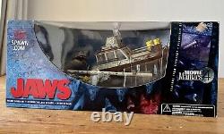 JAWS McFarlane Toys Diorama Deluxe Box Set Rare Retro New Unopened 2001