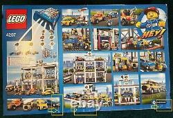 LEGO CITY, 4207 City Garage, Rare, New Sealed, 2013 Retired Set