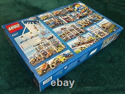 LEGO CITY, 4207 City Garage, Rare, New Sealed, 2013 Retired Set