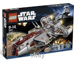 LEGO Republic Frigate 7964 Star Wars NEW Rare Wolfpack Clone Commander Wolffe