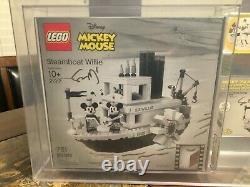 Lego 2019 Mickey Mouse Steamboat Willie Sdcc 21317 Error Box Afa 8.0 Signed Rare