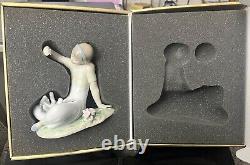 Lladró Playtime with Petals 07711 Privilege Piece. Rare, New, Boxed, Porcelain