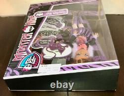 MONSTER HIGH Doll Clawdeen Wolf Original Favorites 2013 New in Box Never Opened