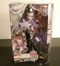 Monster High Ever After Freak du Chic Clawdeen Wolf (Box Damage) Rare By Mattel