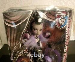 Monster High Ever After Freak du Chic Clawdeen Wolf (Box Damage) Rare By Mattel