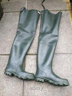 New Boxed Rare Gates Hunter Rubber Waders Gummistiefel Coursefisher UK 7