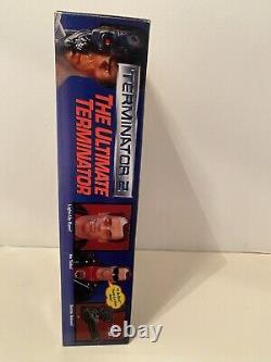 New Rare 1992 Terminator 2 Judgement Day Kenner 14 Talking Figure Boxed