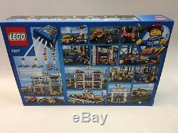 New Rare First Edition Lego City Garage 4207 Retired 2012 Discontinued Set