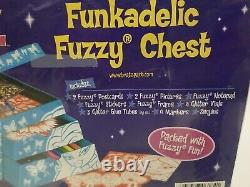 RARE 2004 Bratz Girls Nite Out Funkadelic Fuzzy Chest Collector Box Accessories