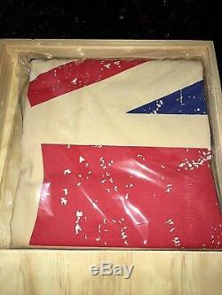 RARE! Assassins Creed WOODEN BOX UNION JACK FLAG BRITISH RED COAT SYNDICATE