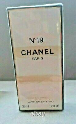 RARE Boxed & Factory Cellophane Sealed CHANEL No 19 VINTAGE EDP Purse Spray 35ml