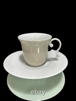 RARE LLADRO Cup & Saucer No. 6042 (Box)