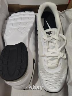 Rare 2020 Nike Air Max Invigor White Mens UK8.5 Brand New Boxed
