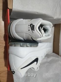 Rare 2020 Nike Air Max Invigor White Mens UK8.5 Brand New Boxed