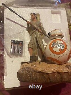 Rare Disney Store Rey & BB-8 Figure Statue Limited Edition 700 New Boxed Lights