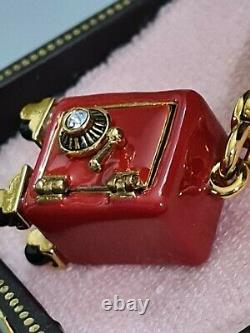 Rare Juicy Couture Secure Couture Charm Safe box red YJRU3870 new in box