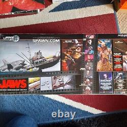 Rare Mcfarlane Toys Movie Maniacs 4 Jaws Deluxe Boxed Set Figure Boxed