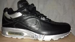 Rare NIKE AIR MAX HONOUR Trainers, UK size 9. MINT IN BOX