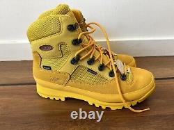 Rare Special Edition New & Boxed AKU Conero 30 GTX Yellow size 6.5