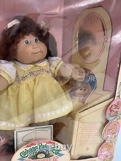 Rare Vintage Cabbage Patch Kids Coleco Cornsilk Kid NRFB Boxed Box