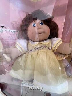 Rare Vintage Cabbage Patch Kids Coleco Cornsilk Kid NRFB Boxed Box