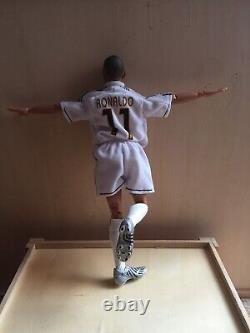 Ronaldo R9 Real Madrid Adidas 12 Posable Football Figure 2003 RARE New & Boxed