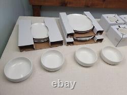 Royal Doulton Mode 16 piece Dining Set New boxed / rare designers MODETW26513