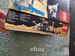 SUPER RARE New (box opened) LEGO Space 6971 Inter-Galactic Command Base 1984