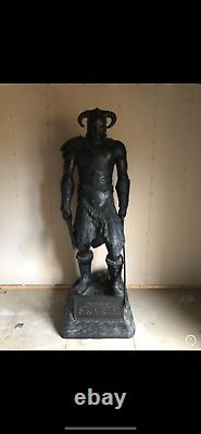 ULTRA RARE Official Bethesda 7ft Full Sized Skyrim Statue BRAND NEW IN BOX BNIB