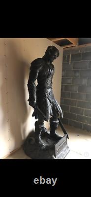 ULTRA RARE Official Bethesda 7ft Full Sized Skyrim Statue BRAND NEW IN BOX BNIB