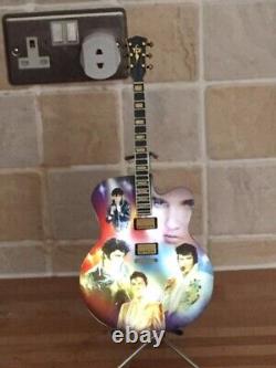 V. RARE Elvis Light Up Guitar'Rockin' Through the Years BRAND NEW BOXED