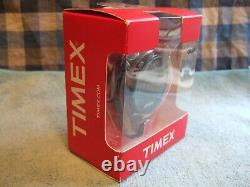 VERY RARE NEW IN OLD STOCK BOX Collectors Timex W264-EU Marathon LCD Stopwatch