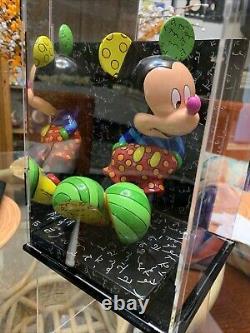 VERY VERY RARE- New Romero Britto Disney Figurine Mickey Mouse Book NEW IN BOX