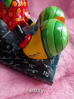 VERY VERY RARE- New Romero Britto Disney Figurine Mickey Mouse Book NEW IN BOX