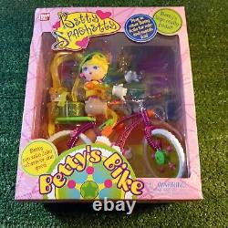 Vintage Betty Spaghetty Betty's Bike with Jake Pet Dog Rare New Boxed