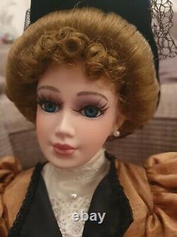 Vintage Porcelain Doll Set x 4 RARE 21 Boxed (2 are NEW) PLUS WOODEN STANDS