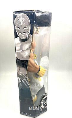 Wwe Rey Mysterio Ring Giants 14 Poseable Action Figure New Boxed Rare