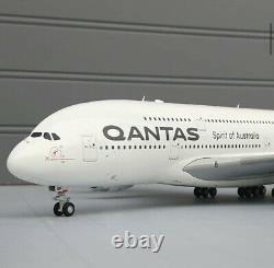 1/200 Rare Gemini Qantas Airbus A380 Brand Nouveau Model (boîte Légèrement Utilisée)