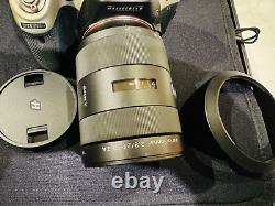 Appareil photo numérique SUPER RARE Hasselblad HV avec objectif NEUF EN BOÎTE