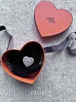 Bague Twilly Mini Coeur Hermes Édition Limitée dans une Boîte en Forme de Coeur RARE