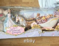 Barbie Princess And The Pauper Royal Carrier Giftset Nouveau Dans La Boîte Endommagée Rare