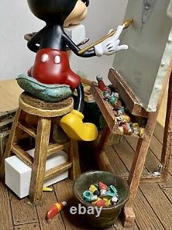 FIGURINE RARE DE MICKEY MOUSE AUTOPORTRAIT WALT DISNEY WORLD NEUVE DANS SA BOÎTE